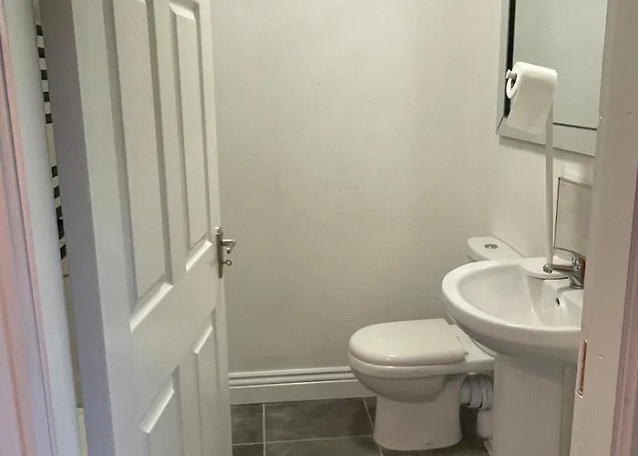 Greenway Cottage * Balton's Cross Roads