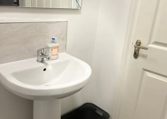 Greenway Cottage דירה *