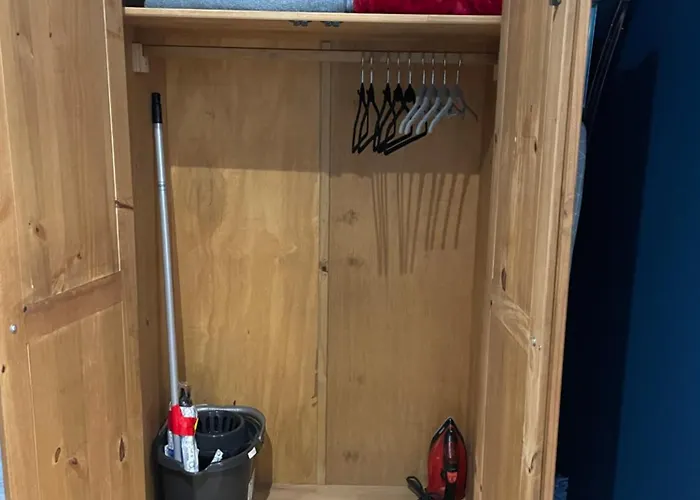 Greenway Cottage * Balton's Cross Roads